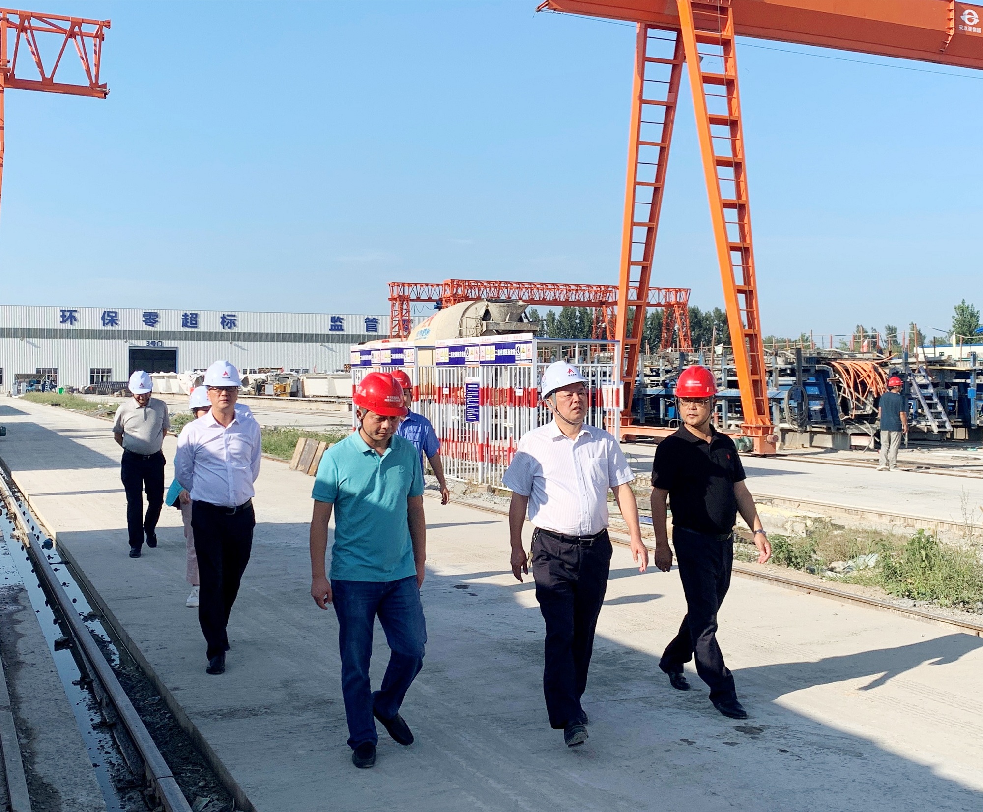 20200911106964.jpg 龔智輝在榮烏紅線督查_(kāi)副本.jpg