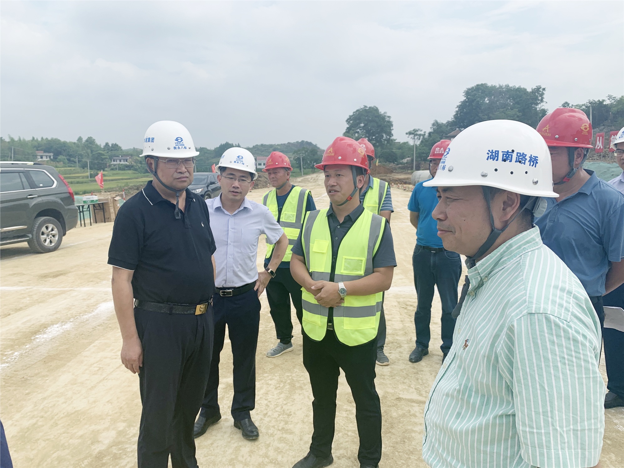 20210810482859.jpg 20210721 交水建集團董事長方聯(lián)民赴衡永項目檢查指導(dǎo)工作 圖1_副本.jpg