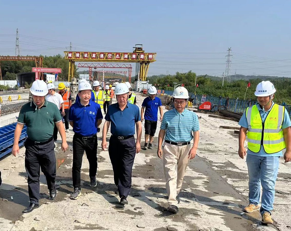 20211012249713.jpg 龔智輝督查城陵磯項目f1045c_副本.jpg